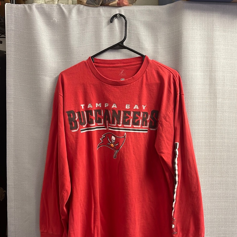Fanitacs buccaneers longs sleeved shirt